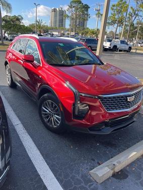 2024 Cadillac XT4 Premium Luxury