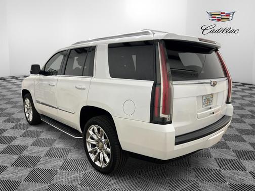 2016 Cadillac Escalade Luxury