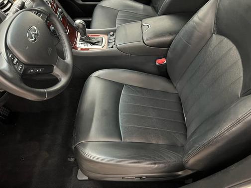 2016 INFINITI QX50 Base