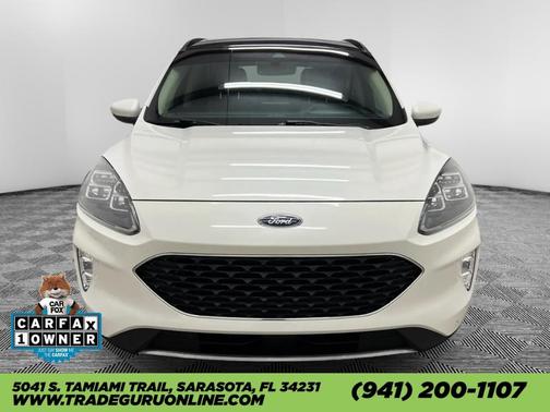2020 Ford Escape Titanium Hybrid