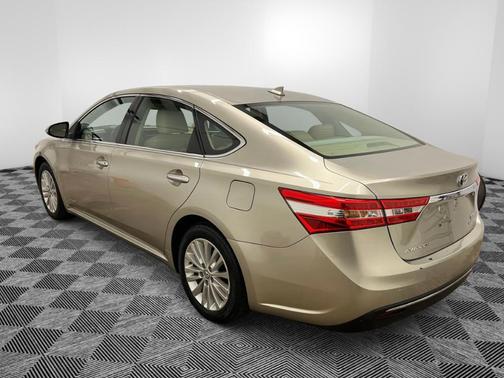 2013 Toyota Avalon Hybrid Limited