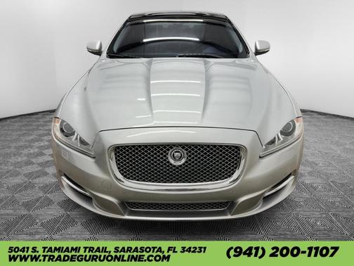 2013 Jaguar XJ Base