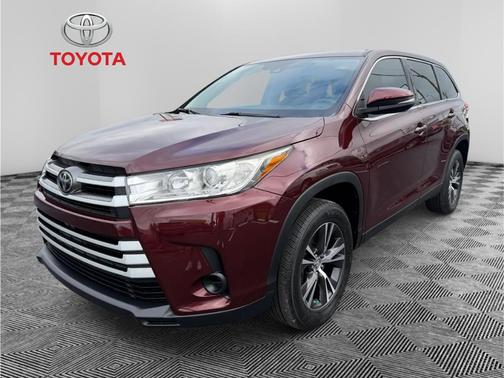 2019 Toyota Highlander LE