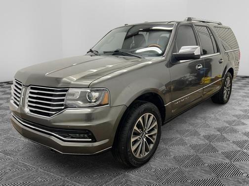 2017 Lincoln Navigator L Select