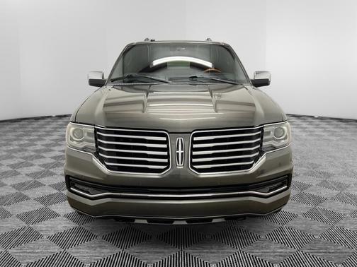 2017 Lincoln Navigator L Select