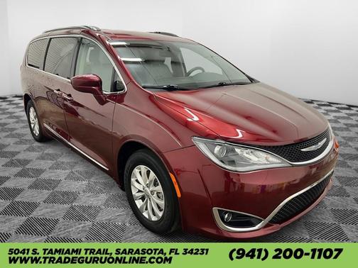 2018 Chrysler Pacifica Touring-L