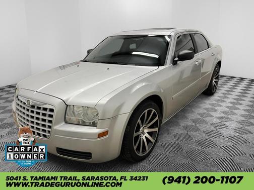2005 Chrysler 300 Base