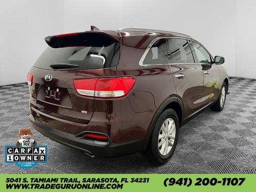 Sangria Red 2017 Kia Sorento LX