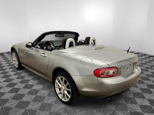 2009 Mazda MX-5 Miata Touring