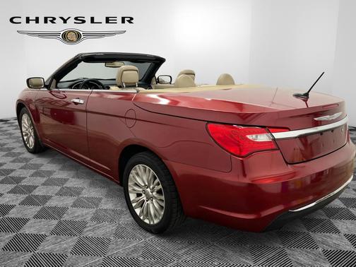 2012 Chrysler 200 Limited