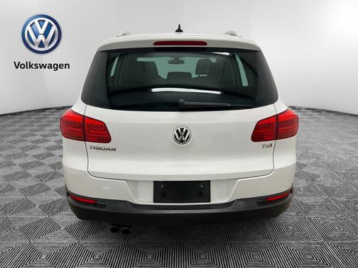 2017 Volkswagen Tiguan 2.0T Wolfsburg Edition