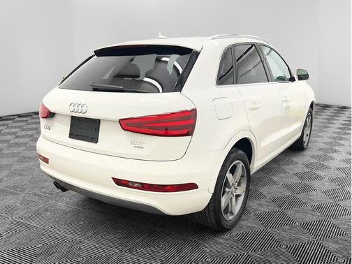 2015 Audi Q3 2.0T Premium Plus