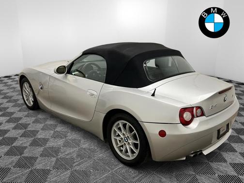 2005 BMW Z4 2.5i Roadster