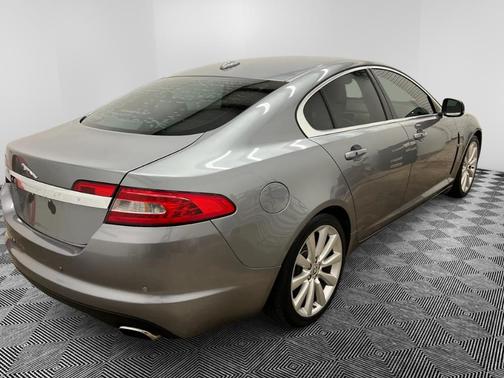2011 Jaguar XF Premium
