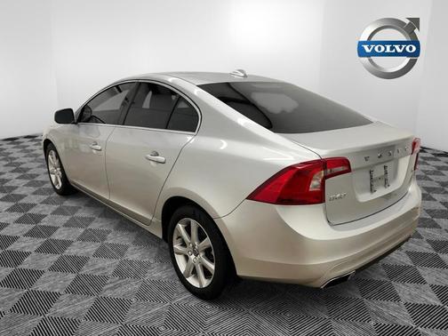 2016 Volvo S60 T5 Drive-E Premier