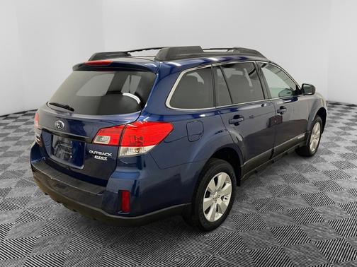 2010 Subaru Outback 2.5i Premium