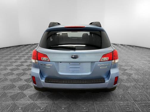 2012 Subaru Outback 2.5i Premium