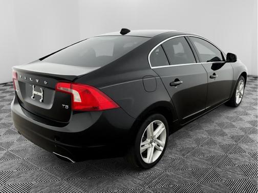 2014 Volvo S60 T5 Platinum