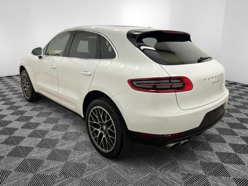 2016 Porsche Macan S