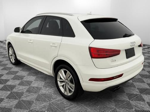 2017 Audi Q3 2.0T Premium