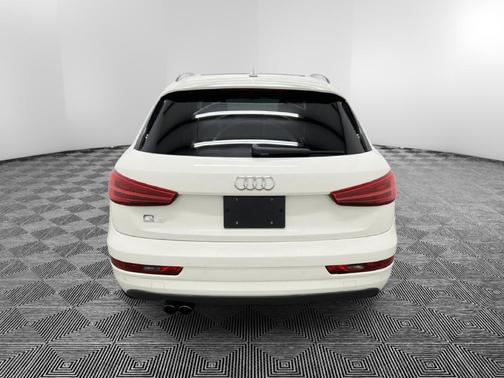 2017 Audi Q3 2.0T Premium