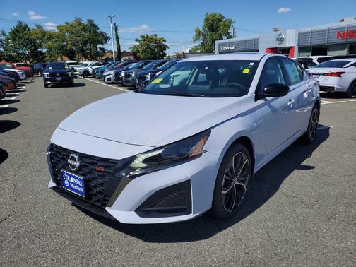 2025 Nissan Altima SR AWD