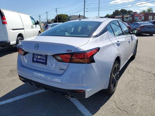 2025 Nissan Altima SR AWD