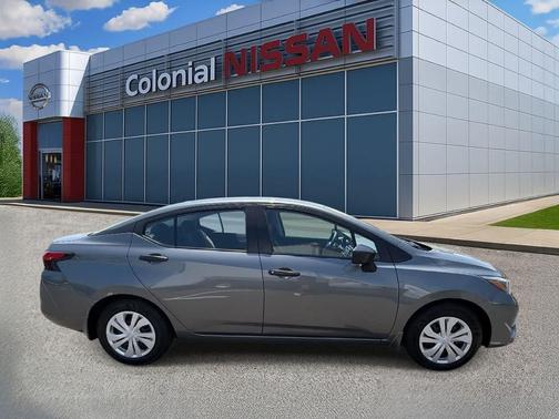 Gun Metallic 2025 Nissan Versa 1.6 S