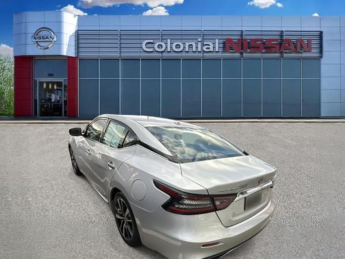 2023 Nissan Maxima SV Xtronic CVT