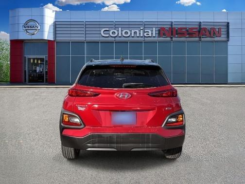 2021 Hyundai KONA SEL