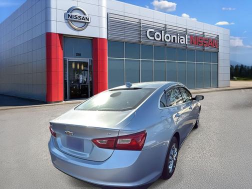 2017 Chevrolet Malibu 1LT