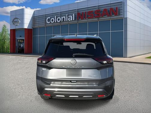 2022 Nissan Rogue SL