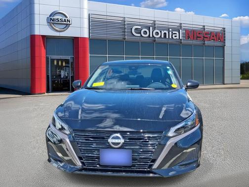 Super Black 2026 Nissan Altima SV FWD