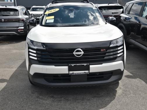 2T WHT BLK 2026 Nissan Kicks SR