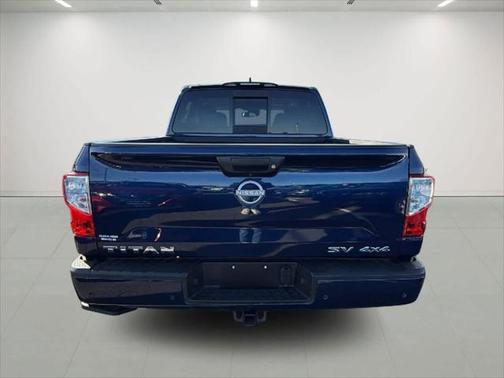 2024 Nissan Titan SV