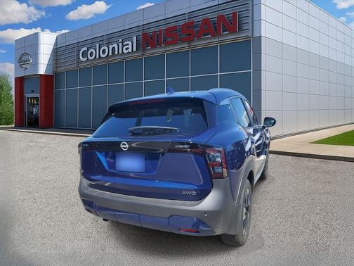 2025 Nissan Kicks SV