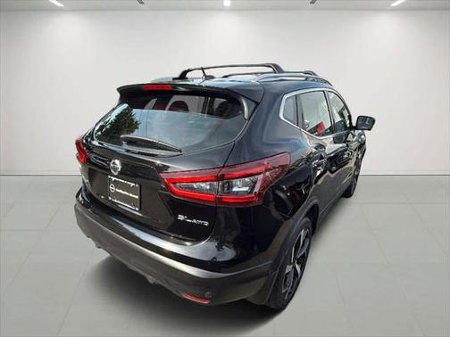 2021 Nissan Rogue Sport SL