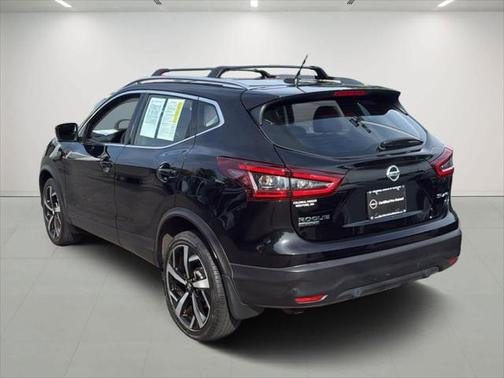 2021 Nissan Rogue Sport SL