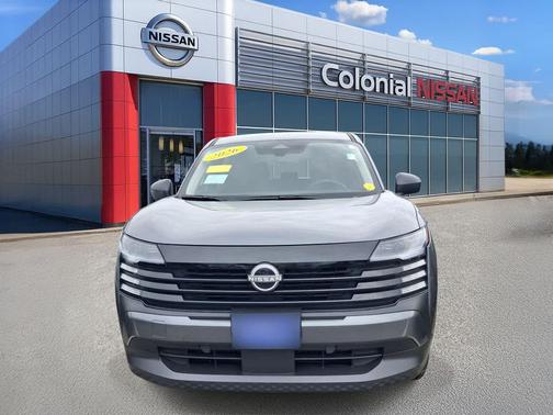 GUN METALL 2026 Nissan Kicks S