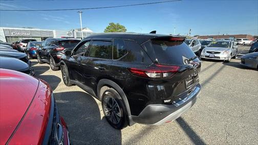 2025 Nissan Rogue Rock Creek