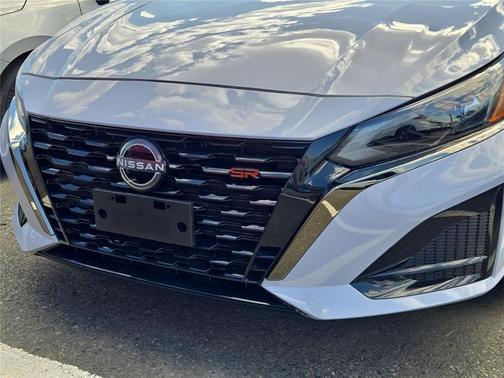 2025 Nissan Altima SR AWD