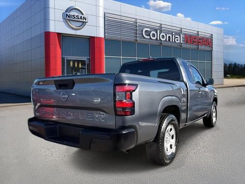 2022 Nissan Frontier S