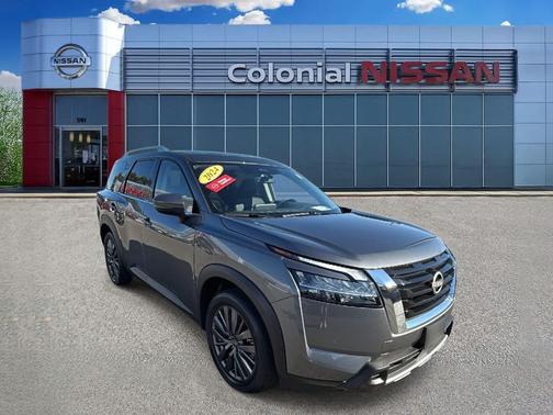 2024 Nissan Pathfinder SL 4WD