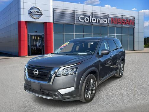 2024 Nissan Pathfinder SL 4WD