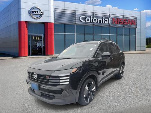 Super Black 2026 Nissan Kicks SR