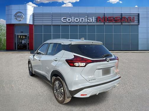 2024 Nissan Kicks SV