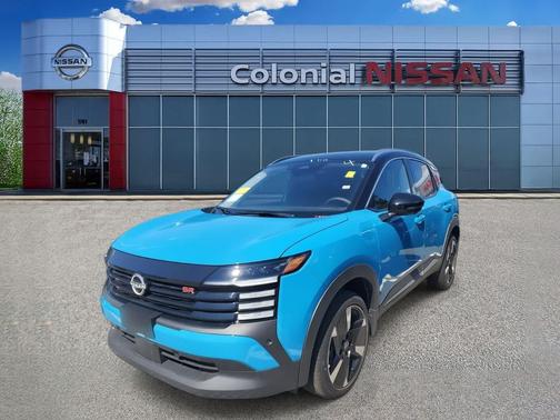 2025 Nissan Kicks SR