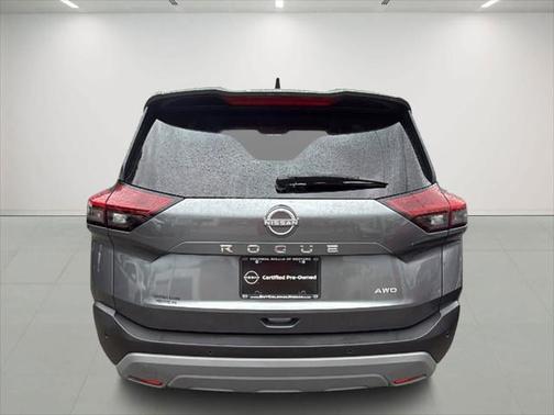 2022 Nissan Rogue S