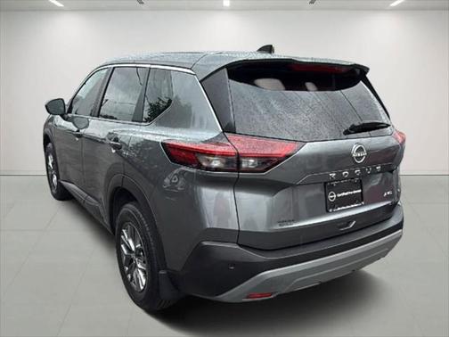 2022 Nissan Rogue S