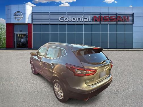 2022 Nissan Rogue Sport SV